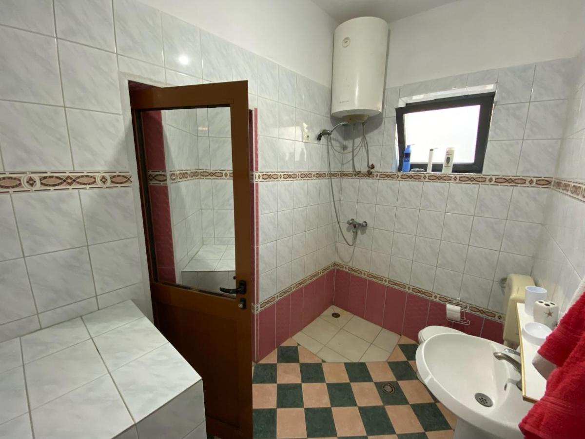 Villa Duka Vlorë Esterno foto